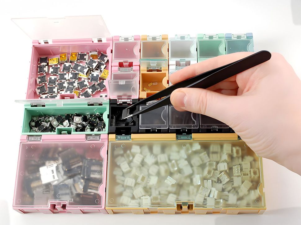 Combinations for Tiny Modular Snap Boxes