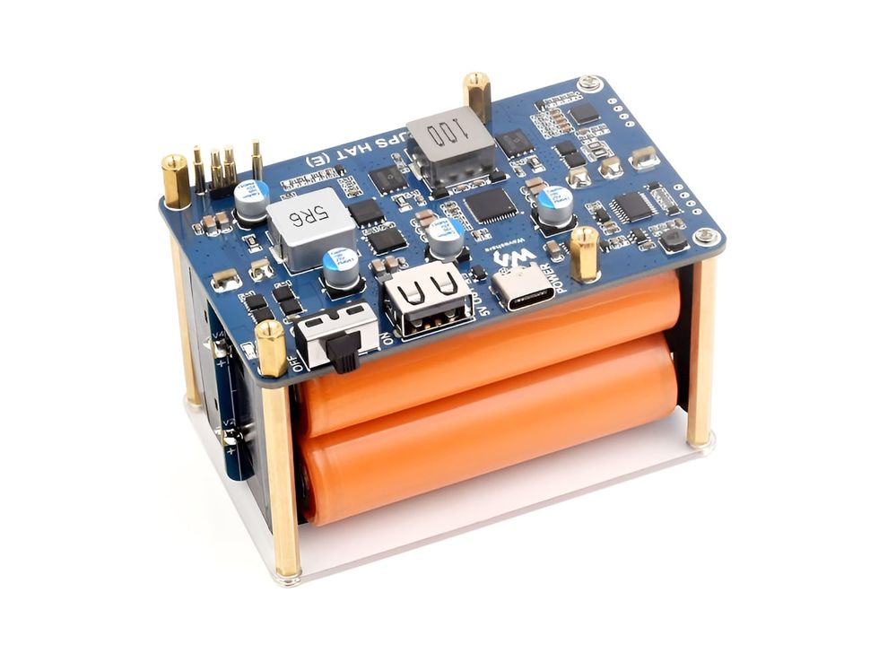 UPS Base HAT (E) for Raspberry Pi Side View with Battery