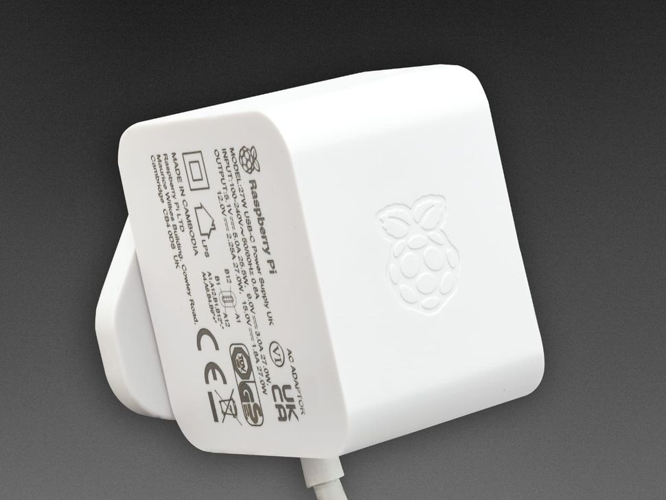 Raspberry Pi 27W USB C White Power Supply