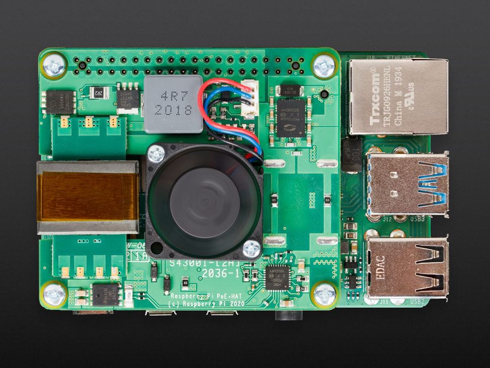 Raspberry Pi PoE+ HAT on Raspberry Pi