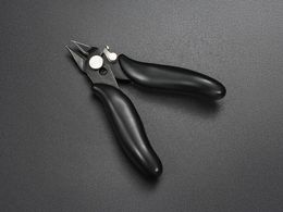 Mini 3.5 inch Diagonal Flush Cutter Plier - Black