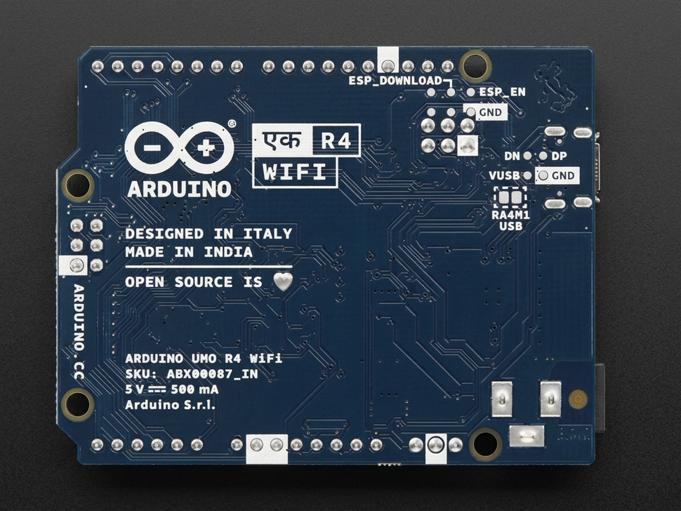Arduino UNO Ek एक R4 WiFi - Made in India